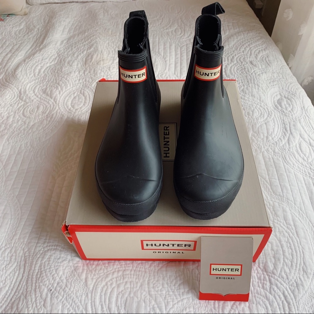 Brand new Hunter Original Chelsea Boots